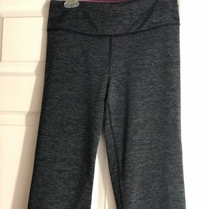 Nike Women’s running crop dri-fit athletic pants